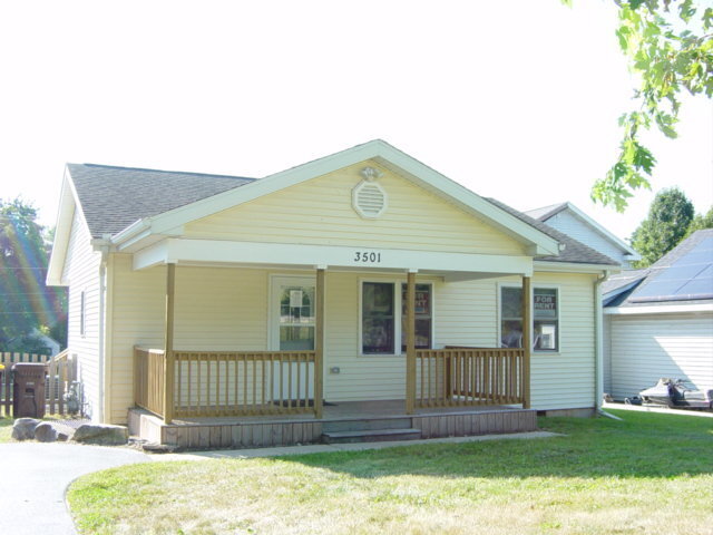 Primary Photo - 3501 E Wonder Lake Rd