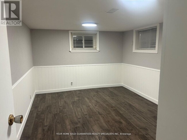 Building Photo - 53 St Quentin Ave