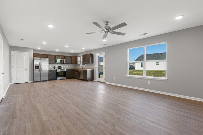Foto del edificio - 106 Landry Ln
