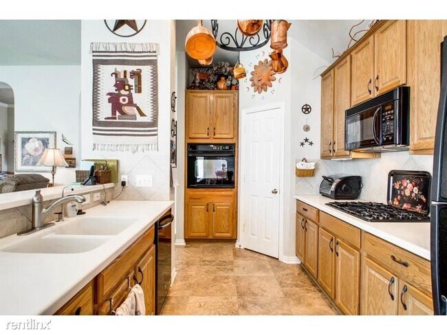Building Photo - 4 br, 2 bath House - 10528 Melrose Ln
