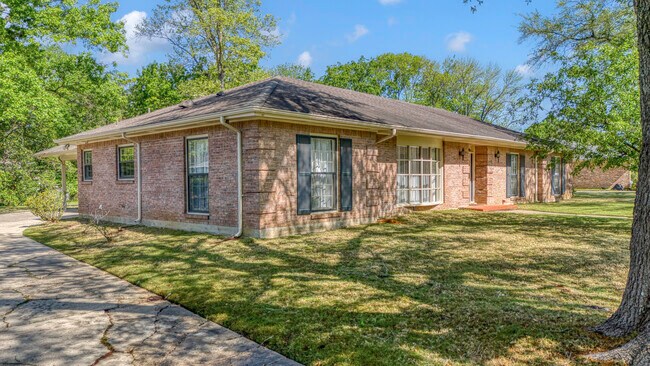 Foto del edificio - 3432 Warrenton Rd
