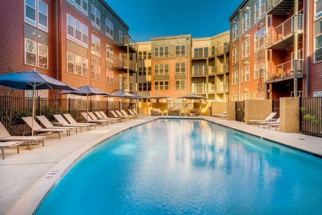 Photo - 6200 N Kings Hwy Apartment