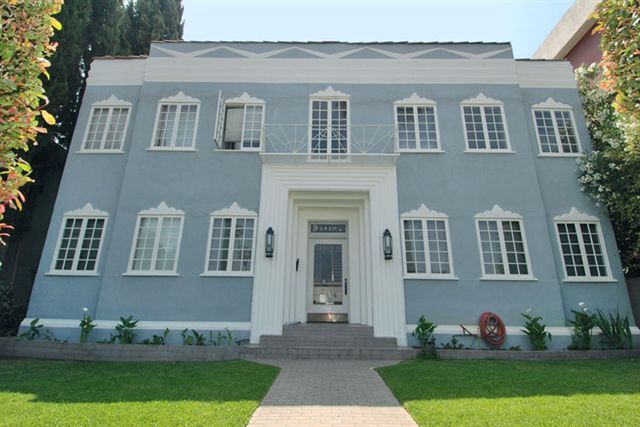 Primary Photo - 455 N Doheny Dr