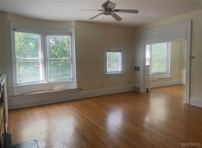 Building Photo - 109 Linwood Ave