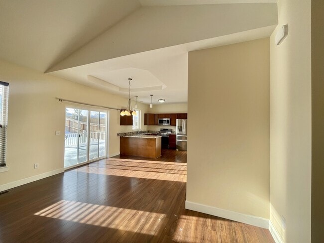 Foto del edificio - 4466 Shadowglen Dr