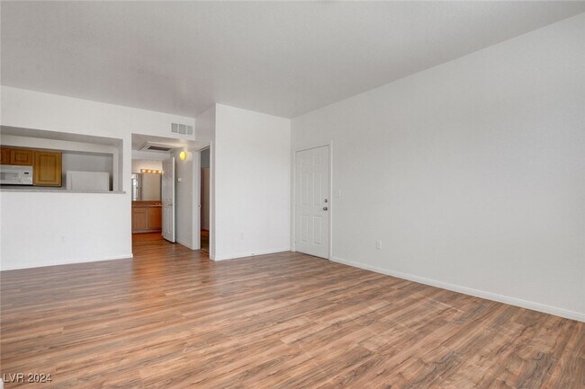 Building Photo - 6955 N Durango Dr