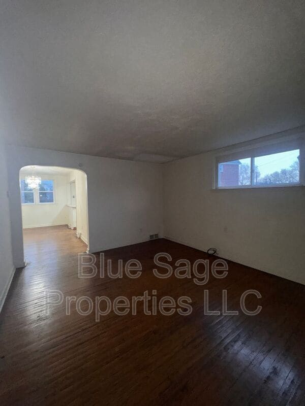 Foto del edificio - 575 S 4th St