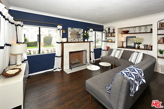 Foto del edificio - 3844 Goldwyn Terrace