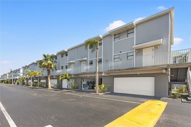 Foto del edificio - 19823 Gulf Blvd