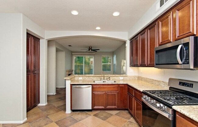 Building Photo - 4591 Sandano St