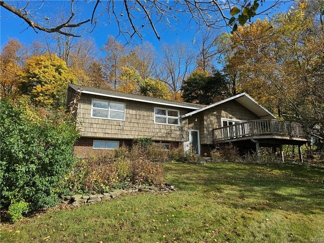 Building Photo - 2698 E Lake Rd