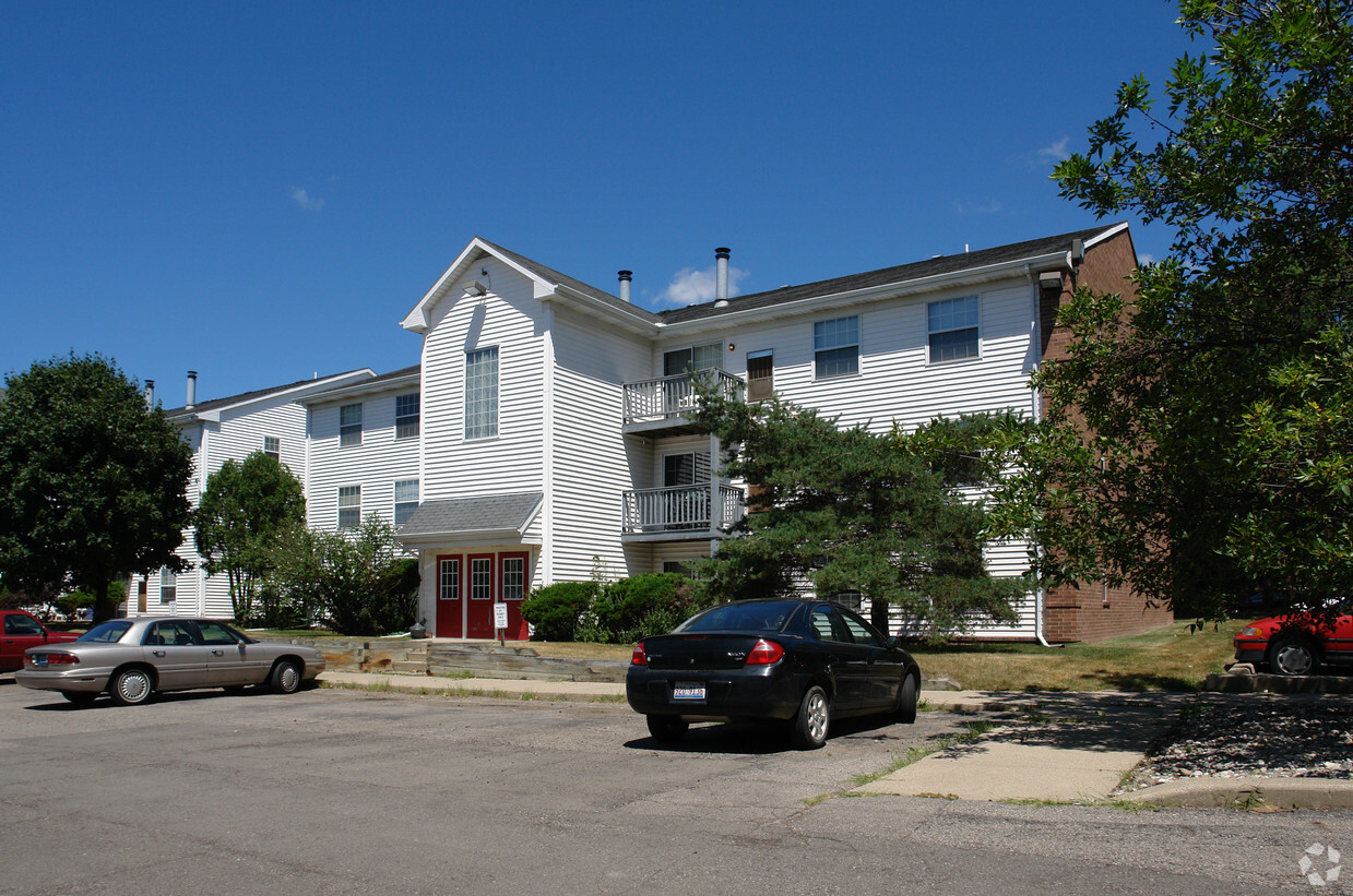 Building Photo - 1315-1335 Westview Ave