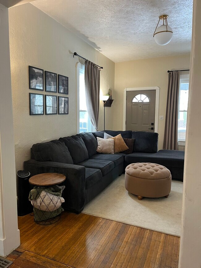 Foto del edificio - 1112 Newman St