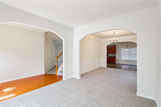 Building Photo - 34 Persian Ivy Way