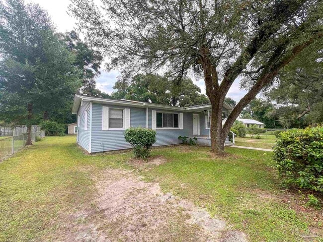 Building Photo - 608 N 70th Ave