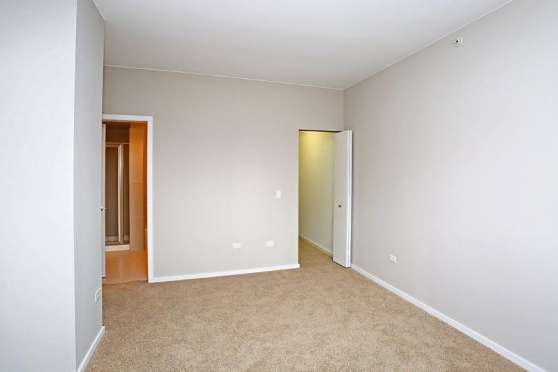 Primary Photo - 14 N Morgan St