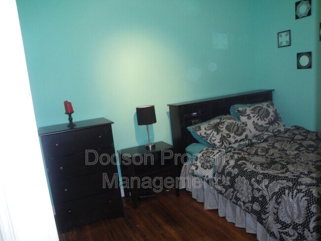 Building Photo - 3007 Patterson Ave