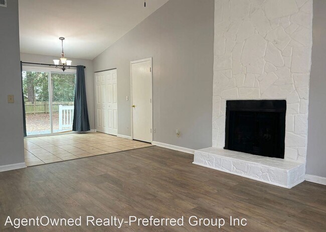 Building Photo - 3 br, 2 bath House - 204 Bridgecreek Drive