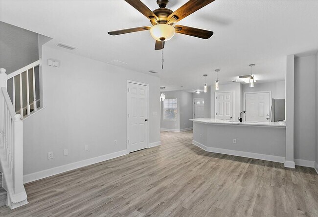 Foto del edificio - 8550 Argyle Business Loop