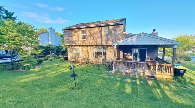 Foto del edificio - 3 Bed / 3 Bath Single Family Home