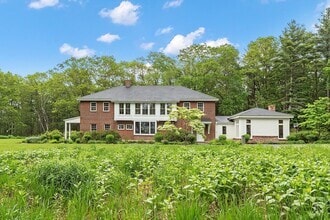 Building Photo - 229 Fairhaven Hill Rd