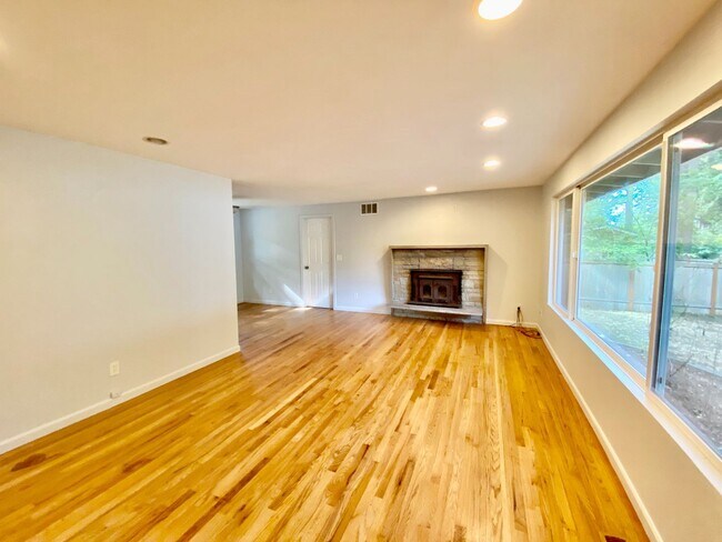 Foto del edificio - 1815 152nd Ave SE