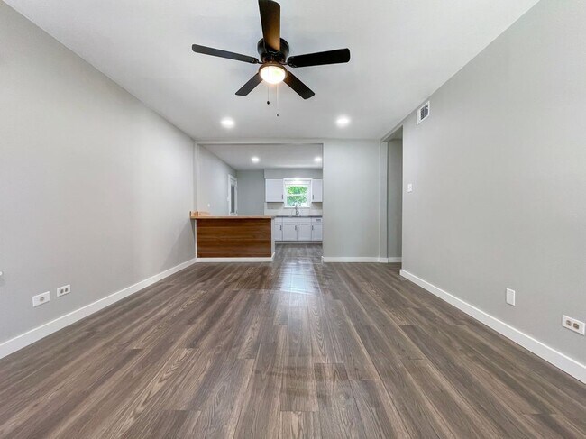 Foto del edificio - 519 Creath Pl