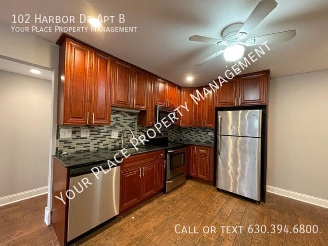 Building Photo - 102 Harbor Dr