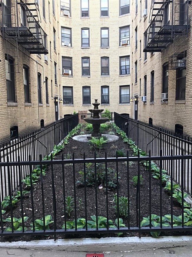 Foto del edificio - 2523 31st Ave