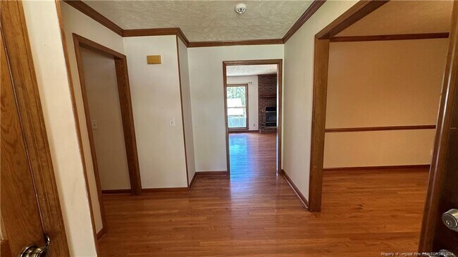 Foto del edificio - 7482 Fairpoint Rd