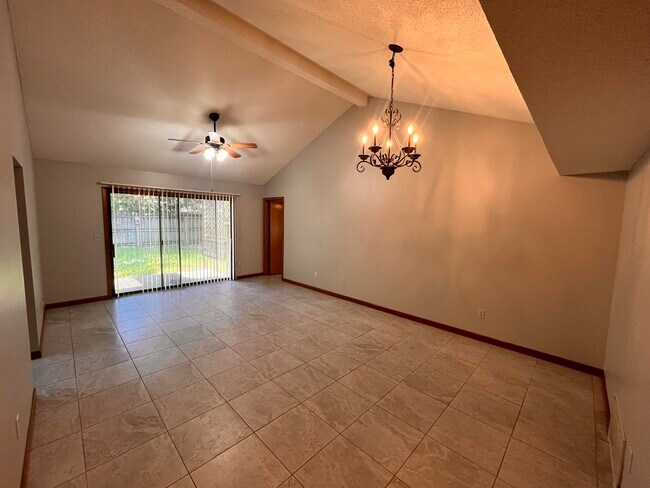 Foto del edificio - 2904 Alpine Pl