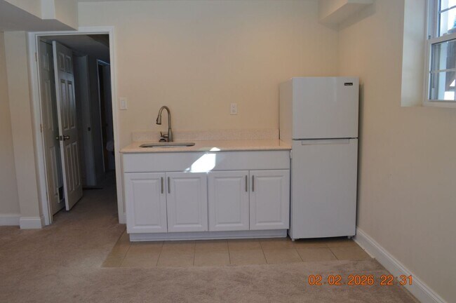 Foto del edificio - 1636 Gibbons Rd