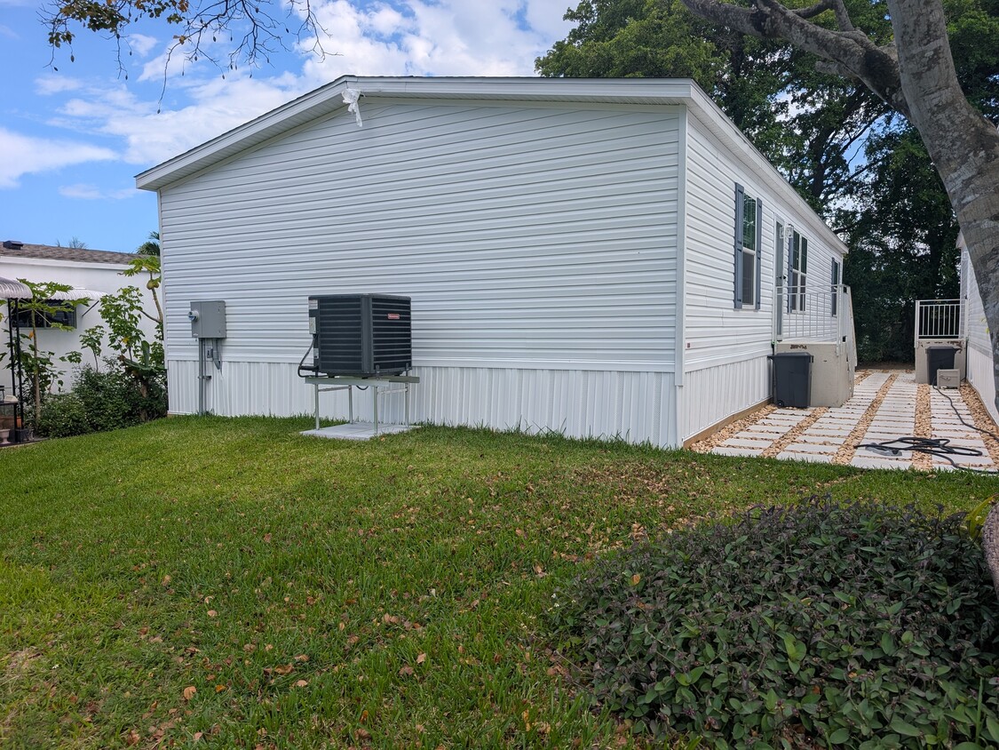 Photo - 3051 SW 50th St (Fort Lauderdale, FL)