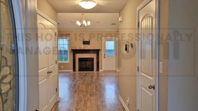 Foto del edificio - 518 Sourwood Dr