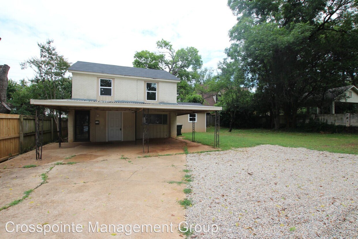 Primary Photo - 2 br, 2 bath House - 112 E 4th St