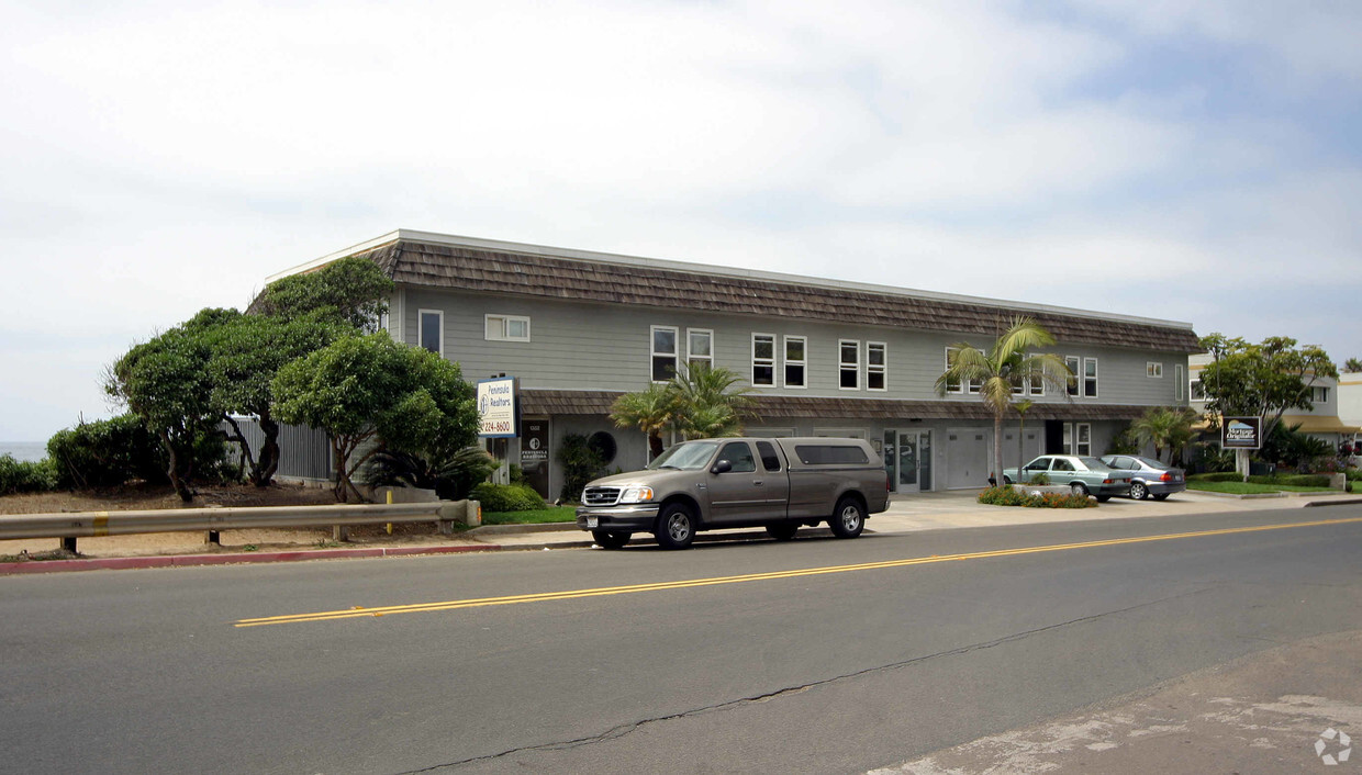 Building Photo - Beach Cliff Villas