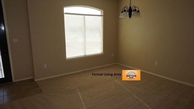 Foto del edificio - 1937 Shreya St