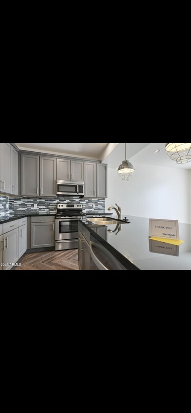 Foto principal - 1270 E Curry Rd