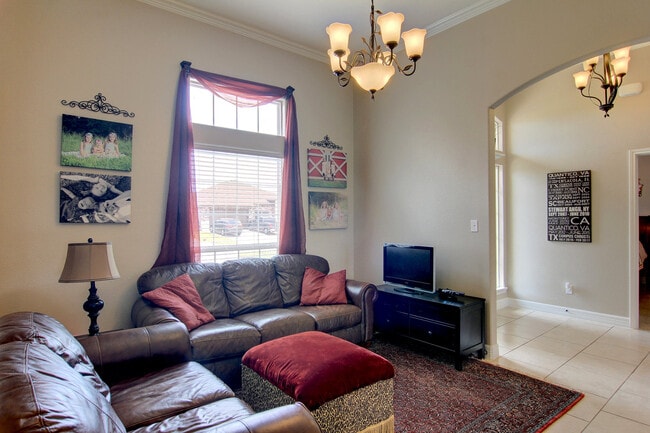 Foto del edificio - 3917 Giants Drive