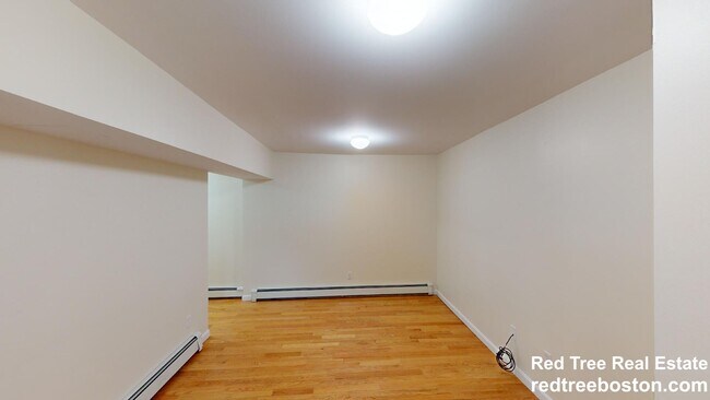 Building Photo - 1640 Commonwealth Ave