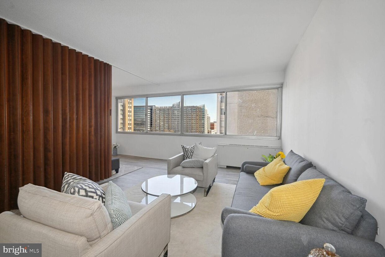 5500 Friendship Blvd Unit 1212N, Chevy Chase, MD 20815 Room for Rent