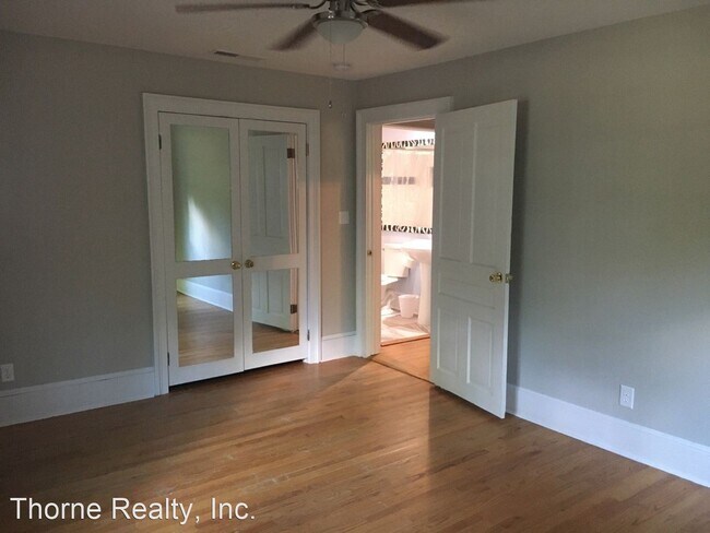 Foto del edificio - 4 br, 3 bath House - 205 W Baker Street