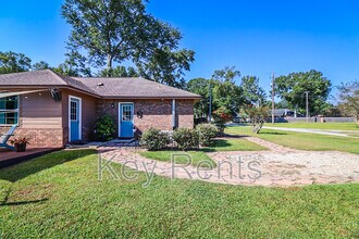 Building Photo - 1238 Tate Rd