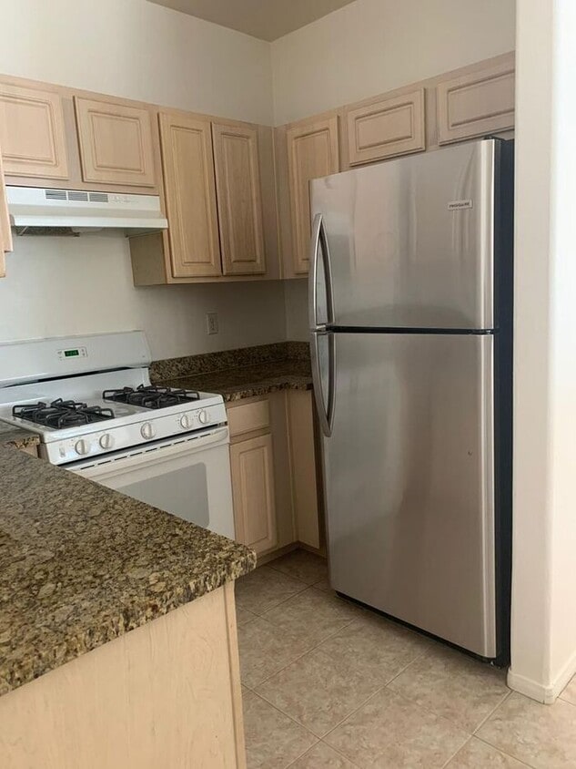 3555 Meridale Dr Unit 2161, Bldg 40, Las Vegas, NV 89147 Apartment