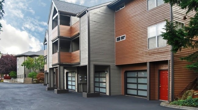 Building Photo - Uptown at Lake Oswego