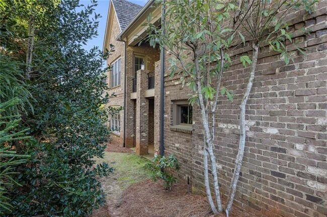 Building Photo - 175 Ardsley Ln