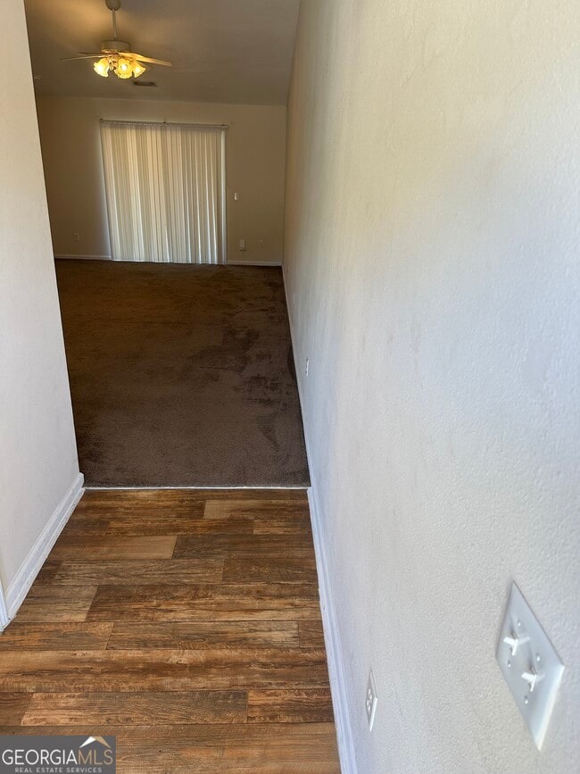 Foto del edificio - 409 E Lawnwood Ave