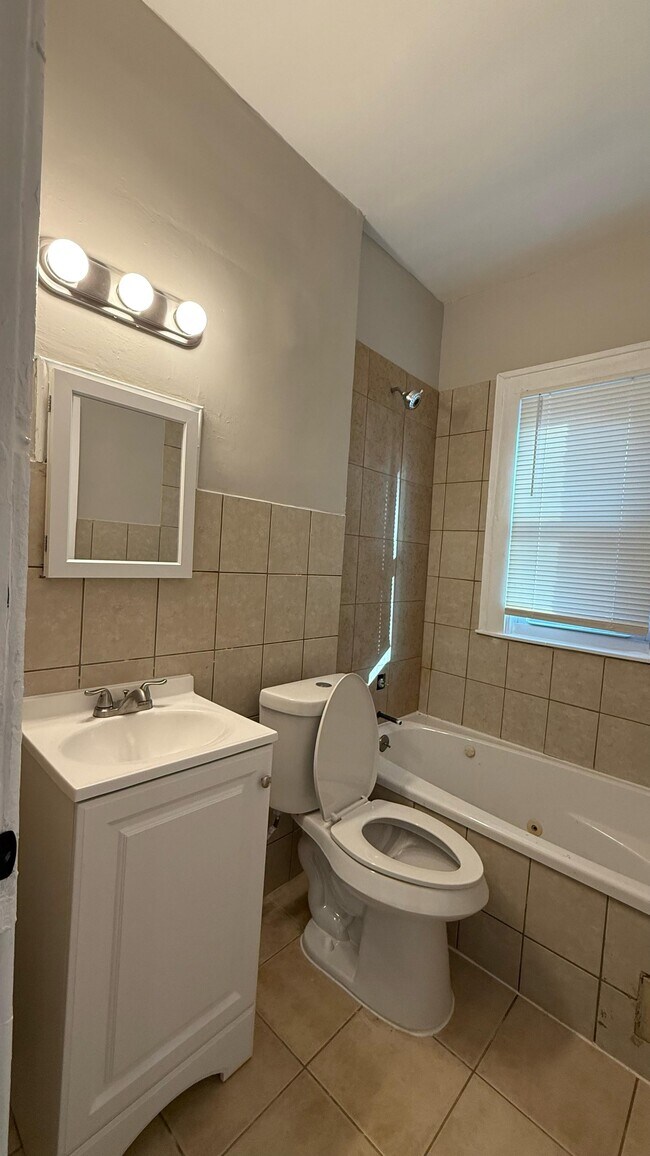 Foto del edificio - 15761 Northlawn St