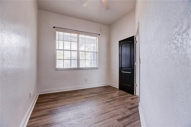 Building Photo - 3323 Michener Pl