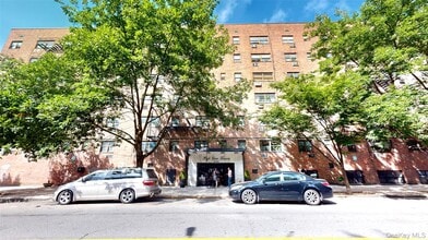 Building Photo - 2545 Sedgwick Ave